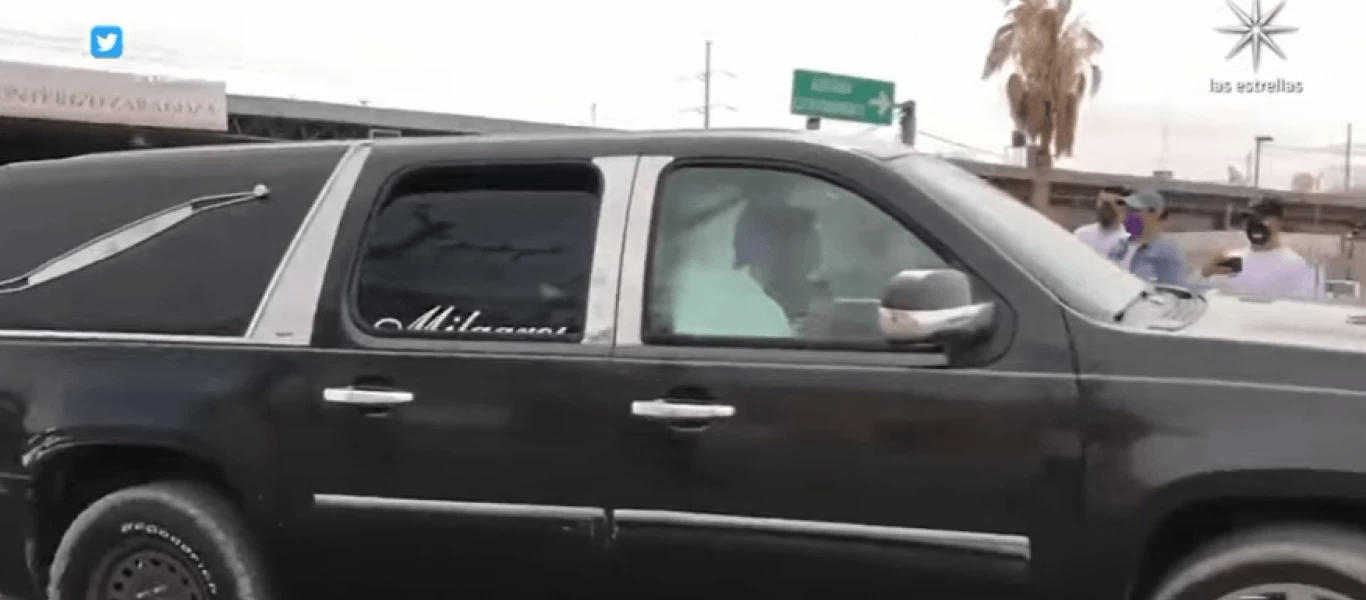 Τι μπορεί να κάνει ένας πολιτικός για τους ψήφους - Στο Μεξικό βγήκε από… φέρετρο σε προεκλογική του ομιλία! (βίντεο)